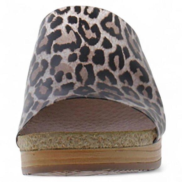 Baretraps Womens YALISSA Animal Print Vinyl Mule Sandals - Picture 3 of 4